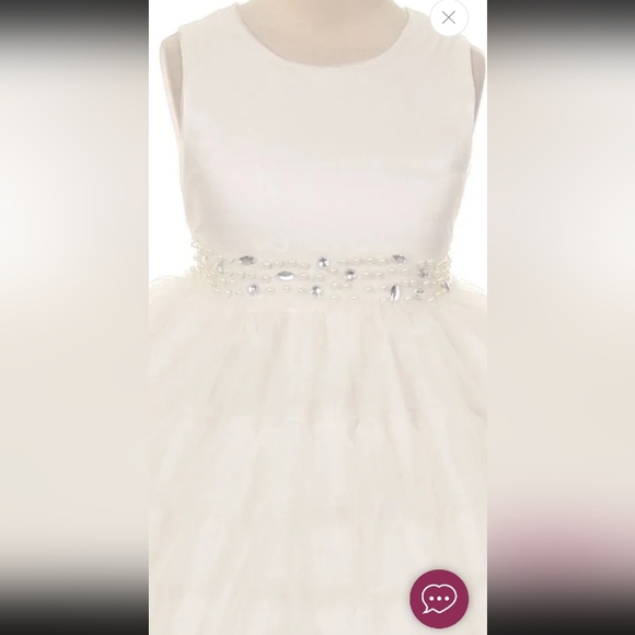 Layered mesh princess dress with a beautiful pearl and gem trim. Size 8 - Picture 5 of 14